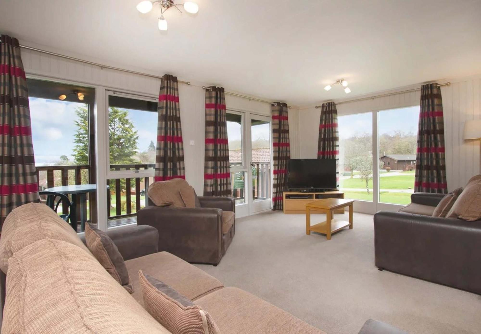 Hunters Quay Holiday Village Kilmun Exterior photo